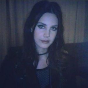 Meet your Posher, Maria-theodora